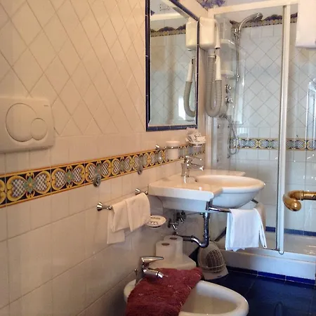 Отель Lidomare 3*