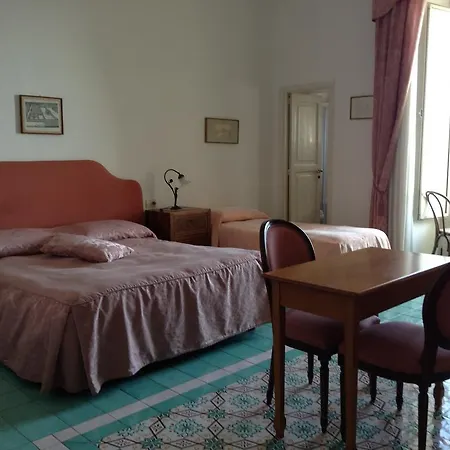 Lidomare Szálloda 3*